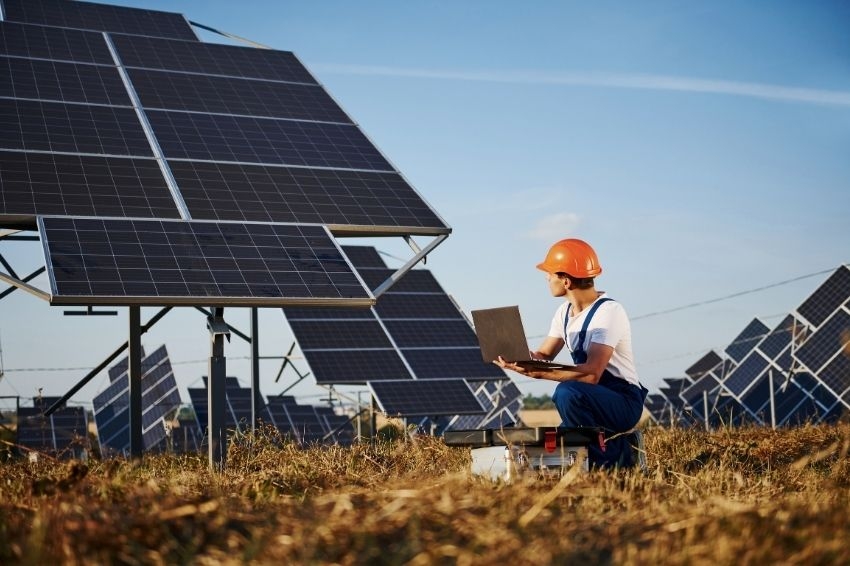 Empresas desenvolvem tecnologia para acelerar a implantação de módulos FV