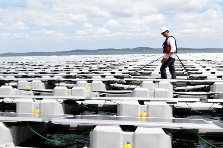 'Usinas solares flutuantes geram 25 empregos para cada MW instalado'