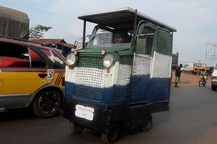 Engenheiro constrói carro movido a energia solar