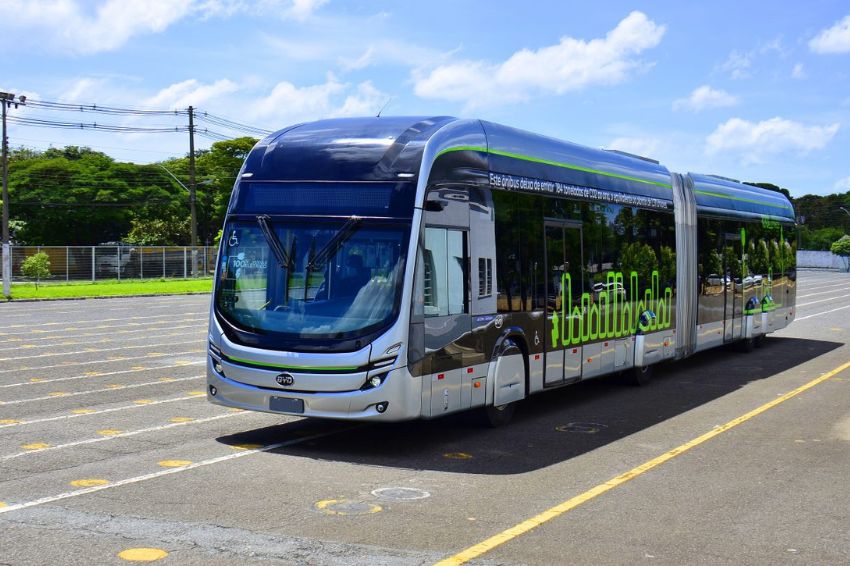 13-06-22-canal-solar-Transporte rodoviário pode atingir net zero até 2050, diz BNEF