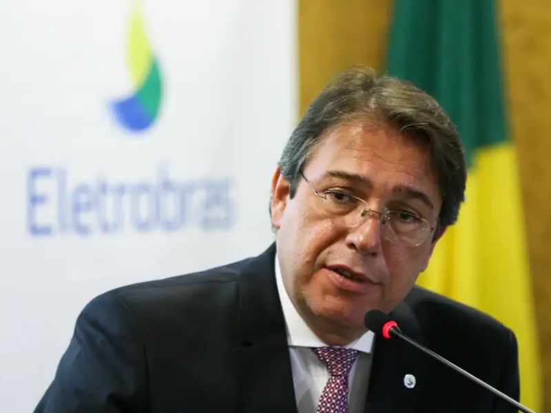 Eletrobras investirá em solar flutuante para produzir hidrogênio verde