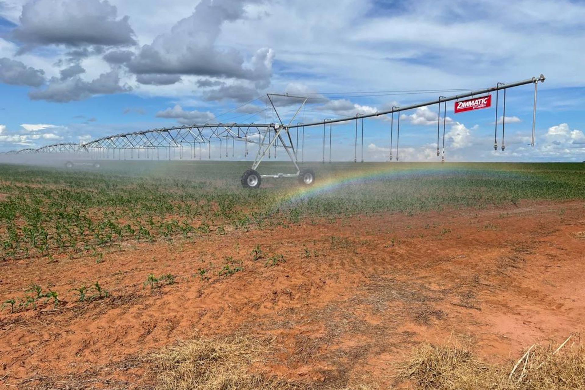 14-11-22-canal-solar-Projeto de irrigação com solar suprirá consumo energético de fazenda