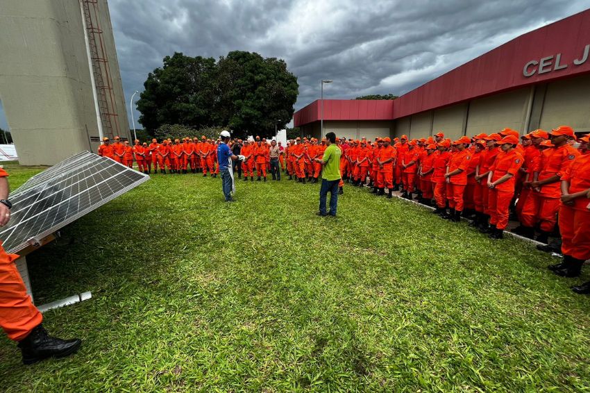 12-12-22-canal-solar-Evento capacita profissionais para combate a incêndios em usinas FV