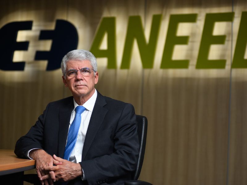 ANEEL reconhece benefícios da GD e promete fiscalizar distribuidoras