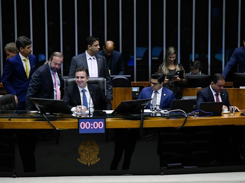 Senado entra em recesso e PL 2703/22 não é votado