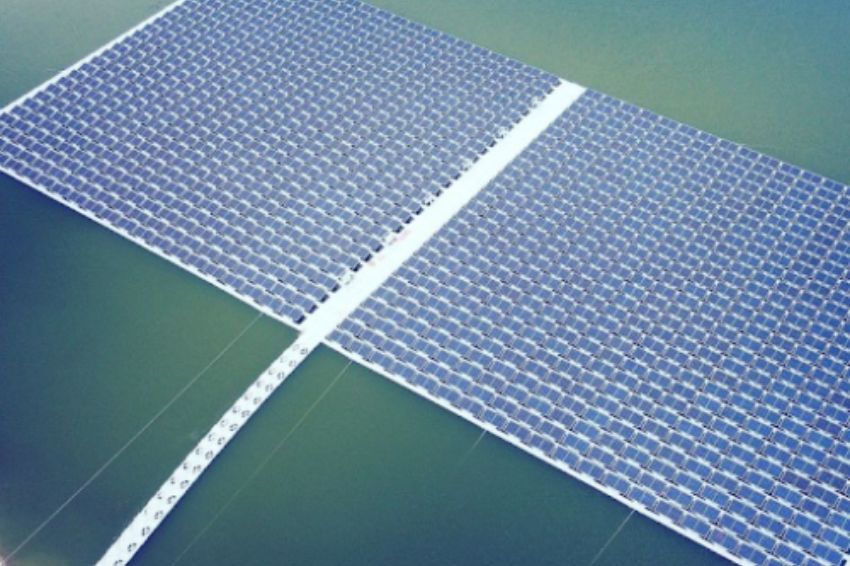 Canal Solar Plantas FV sobre a água um olhar sobre usinas flutuantes