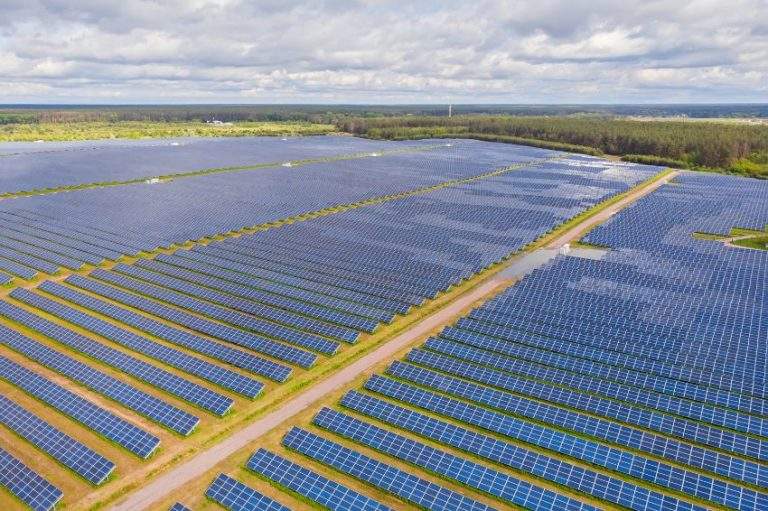 Energia solar pode reduzir 6 bilhões de toneladas de CO2 até 2050