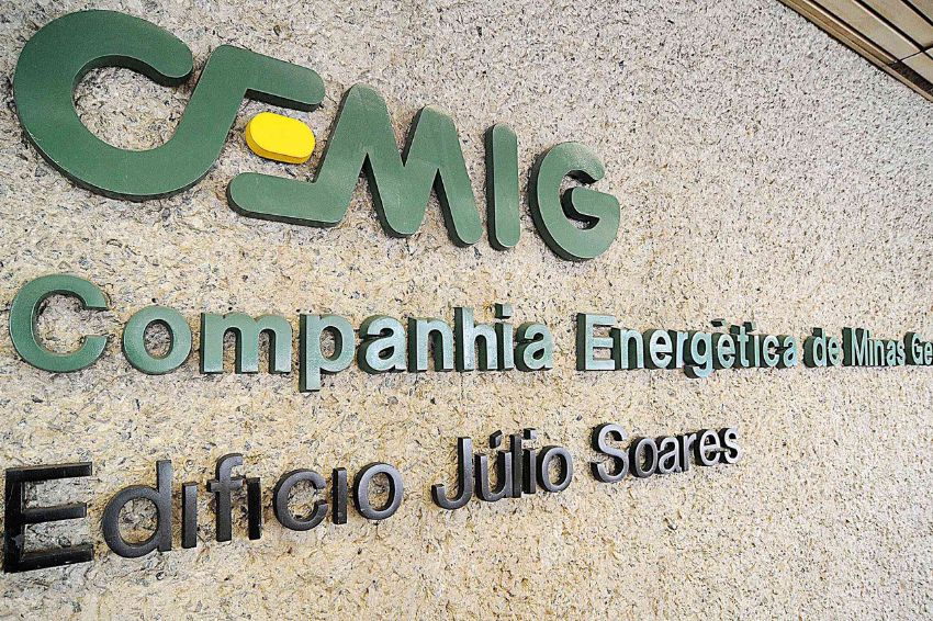 Cemig anuncia reajuste de até 15,55% na conta de luz