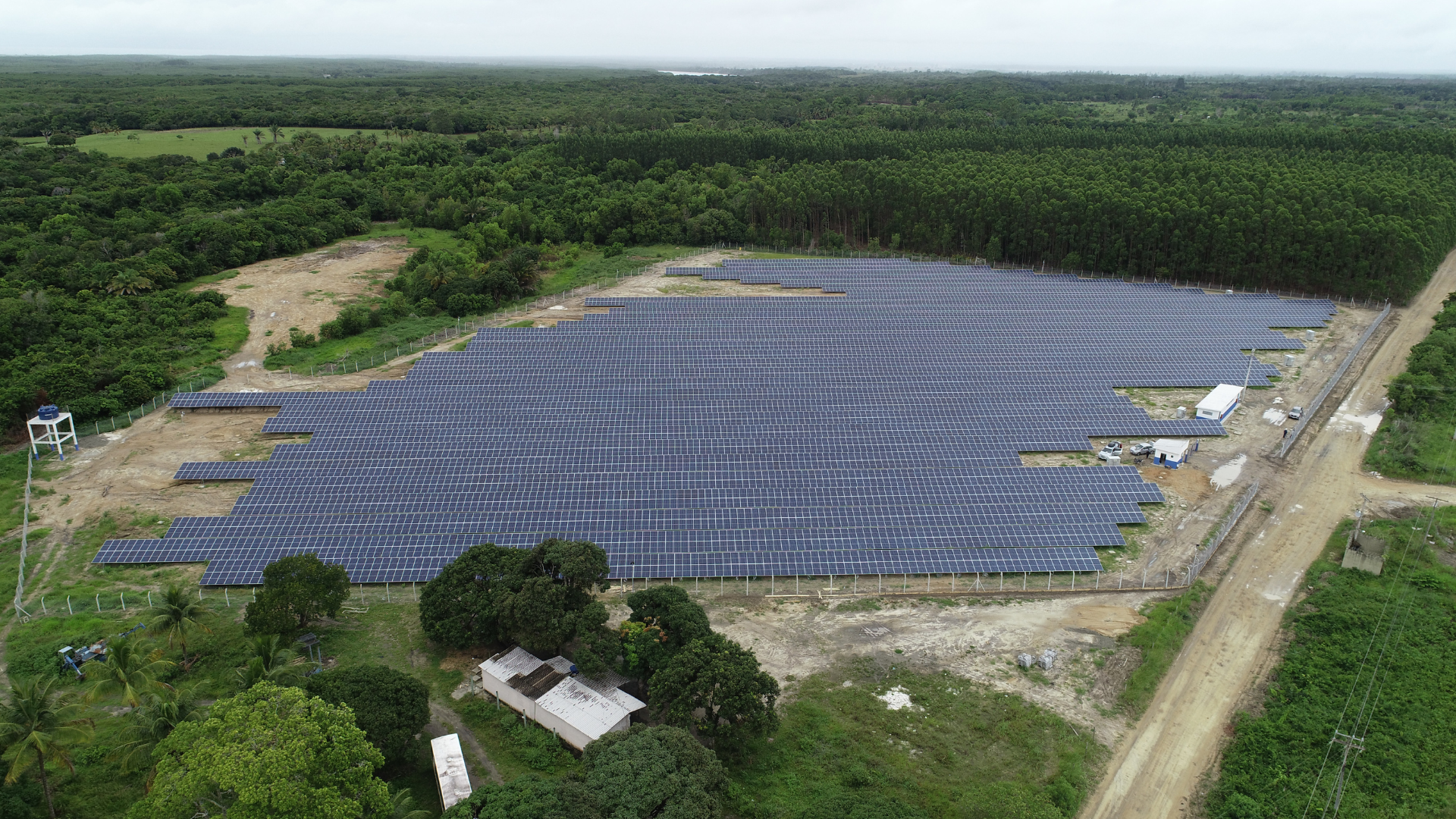 Sicoob inaugura usina fotovoltaica alinhada às práticas de sustentabilidade