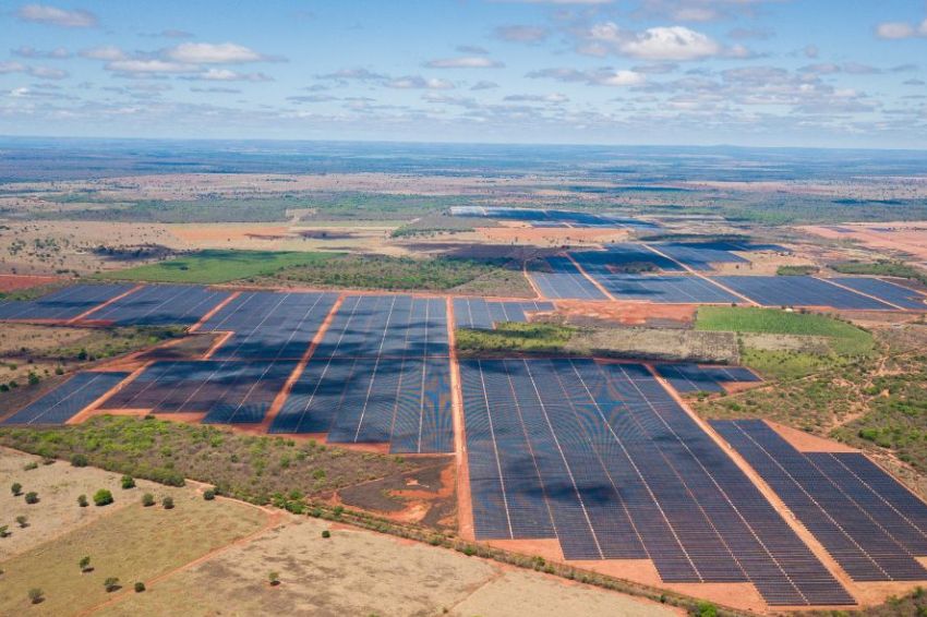 Complexo Solar de Janaúba é inaugurado com investimentos de R$ 4 bi