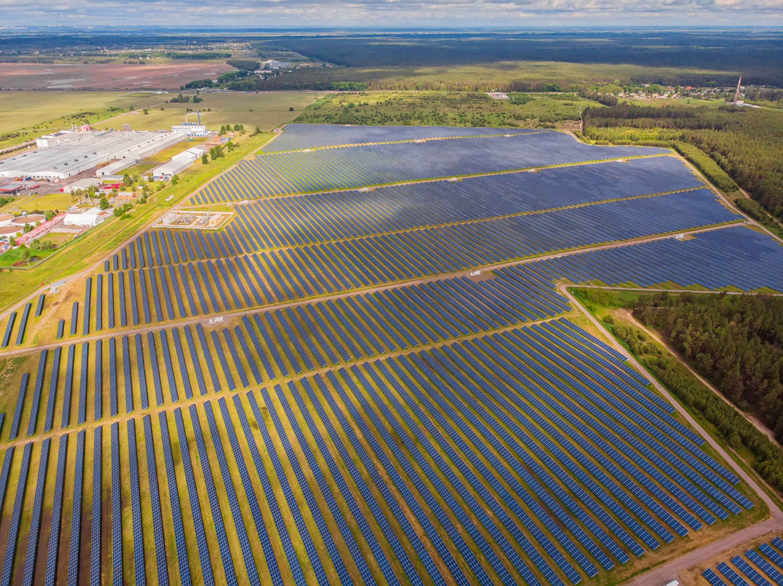 Em entrevista ao Canal Solar, Ivo Pintanguy, CEO da Nextron, comenta que o Brasil está em uma posição favorável em energia renovável