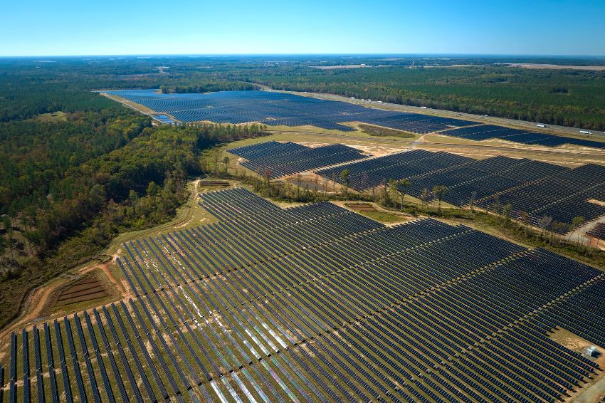 Matriz elétrica bate recorde e registra maior crescimento da história em 2023