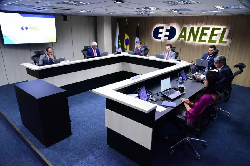 ANEEL aprova reestruturação da CCEE em reunião extraordinária