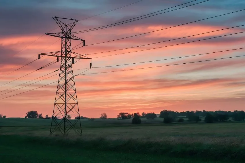 ONS: temperaturas mais amenas reduzem as projeções na demanda de carga