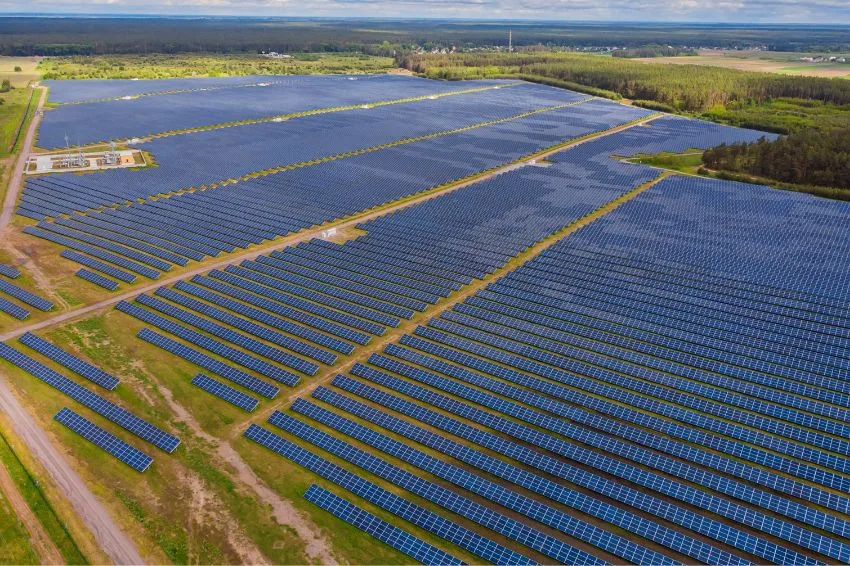 Brasil foi o 3ºpaís que mais adicionou fonte solar em 2023