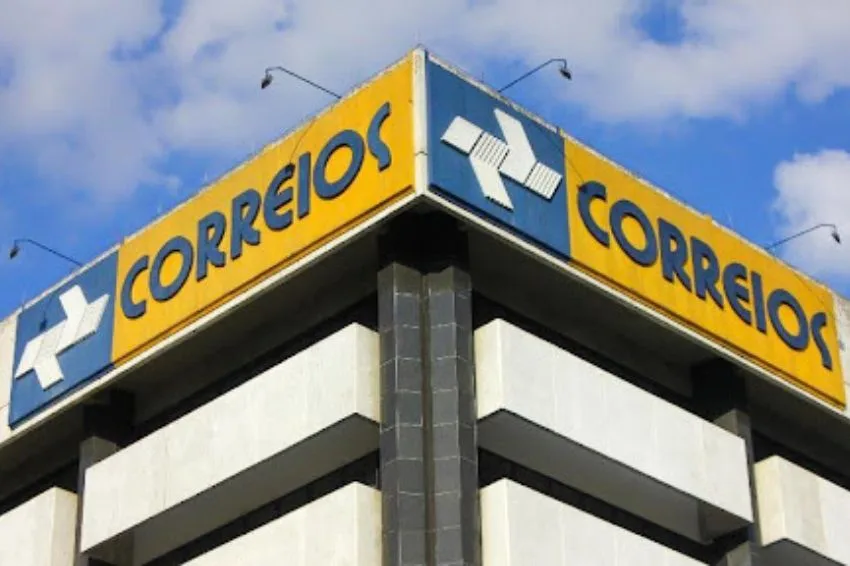 Correios pretende instalar 14 usinas solares até 2029