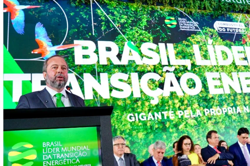 Ministro vê risco de colapso energético no Amazonas